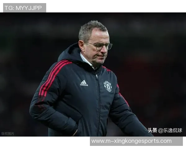 曼联解雇穆帅与滕哈赫的分手费揭秘总额达5490万镑 曼联解雇穆帅与滕哈赫的分手费揭秘总额达5490万镑