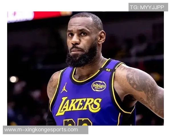 詹姆斯即将复出助力湖人未来一周迎战爵士两场关键对决 詹姆斯即将复出助力湖人未来一周迎战爵士两场关键对决