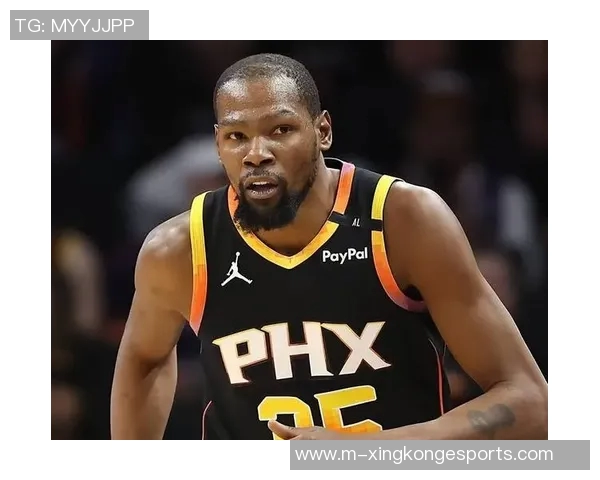 杜兰特回顾韦德与哈登的篮球风格与冠军之路的独特见解 杜兰特回顾韦德与哈登的篮球风格与冠军之路的独特见解